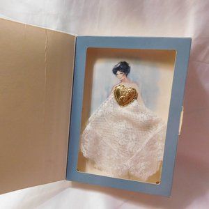 Avon Victorian Pin and Lace Handkerchief